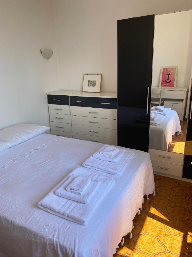 Casa Petra - Appartamento Vista Mare Citta Vecchia Bordighera Exterior foto